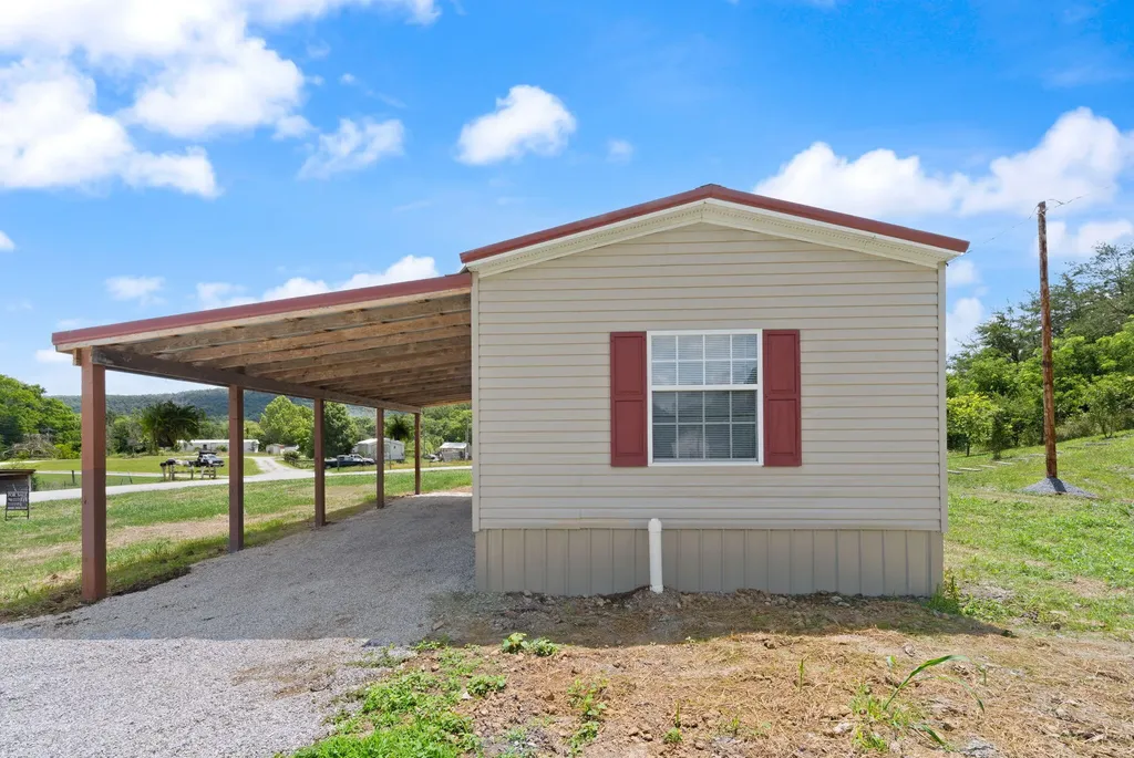 644 Charlie Abney Road Berea KY 40403