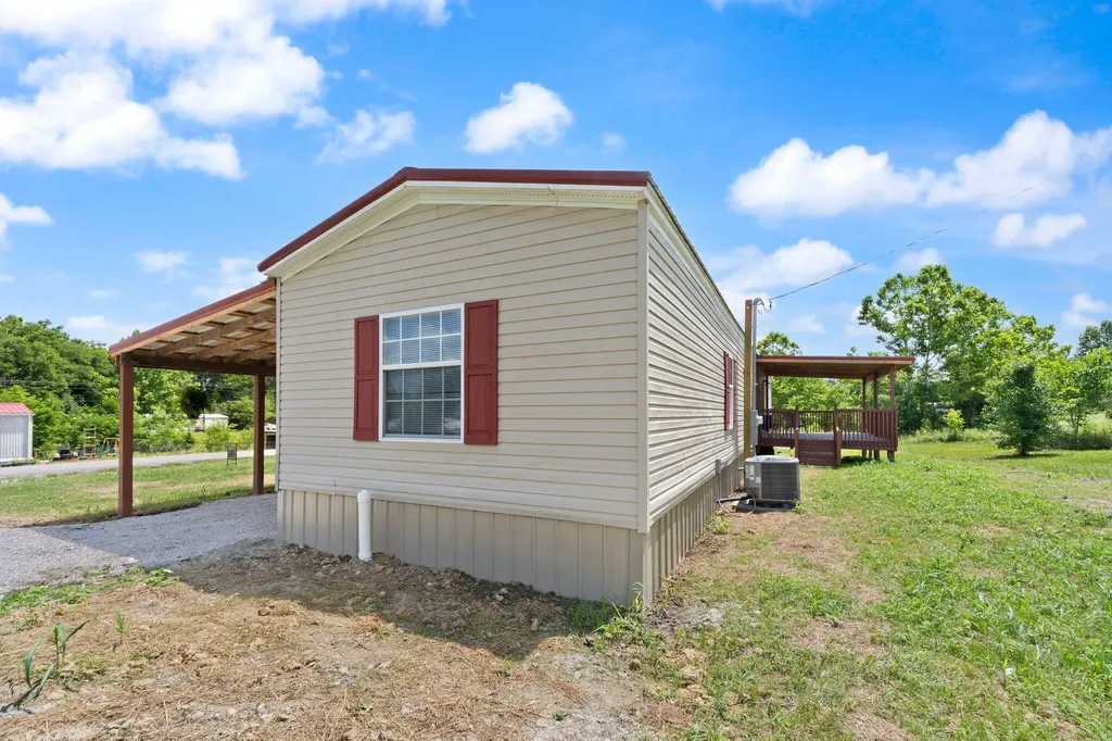 644 Charlie Abney Road Berea KY 40403