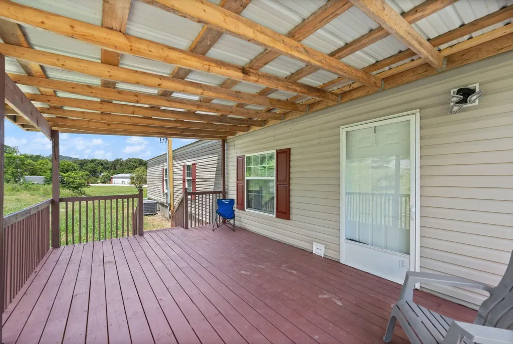 644 Charlie Abney Road Berea KY 40403