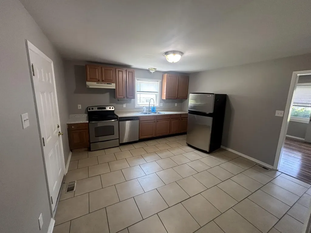 1725 Scarbrough Court Lexington KY 40505