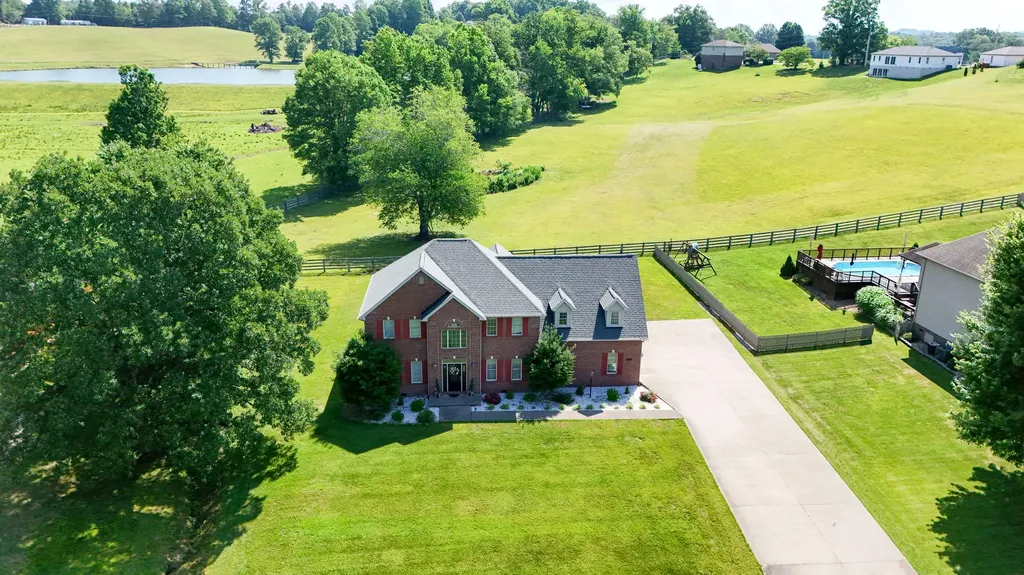 405 Briarwood Trace Corbin KY 40701