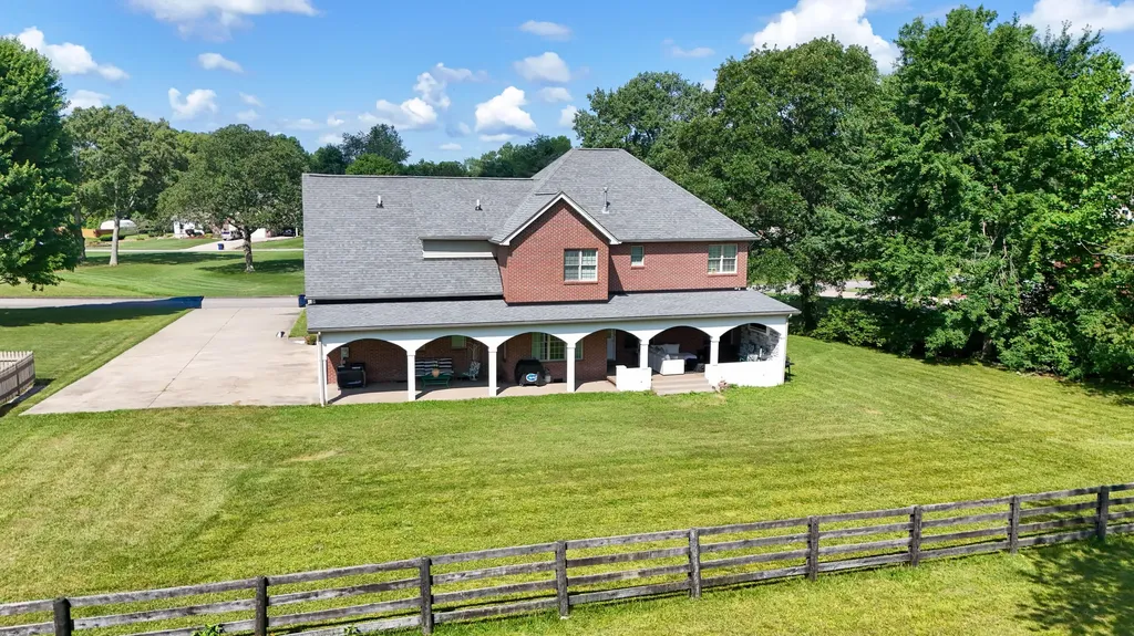405 Briarwood Trace Corbin KY 40701