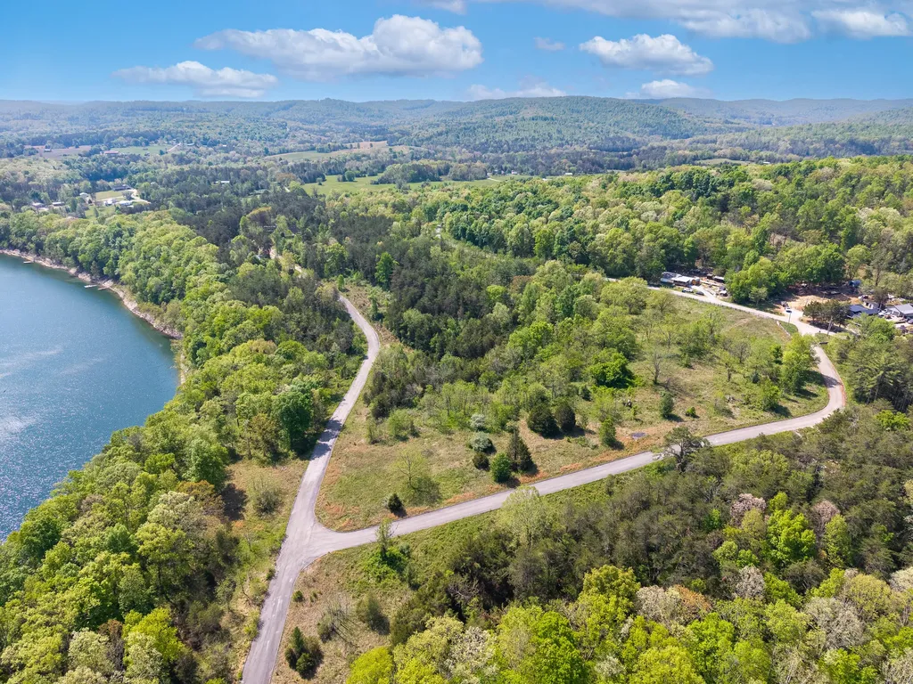 028 Aderholt Road Bronston KY 42518