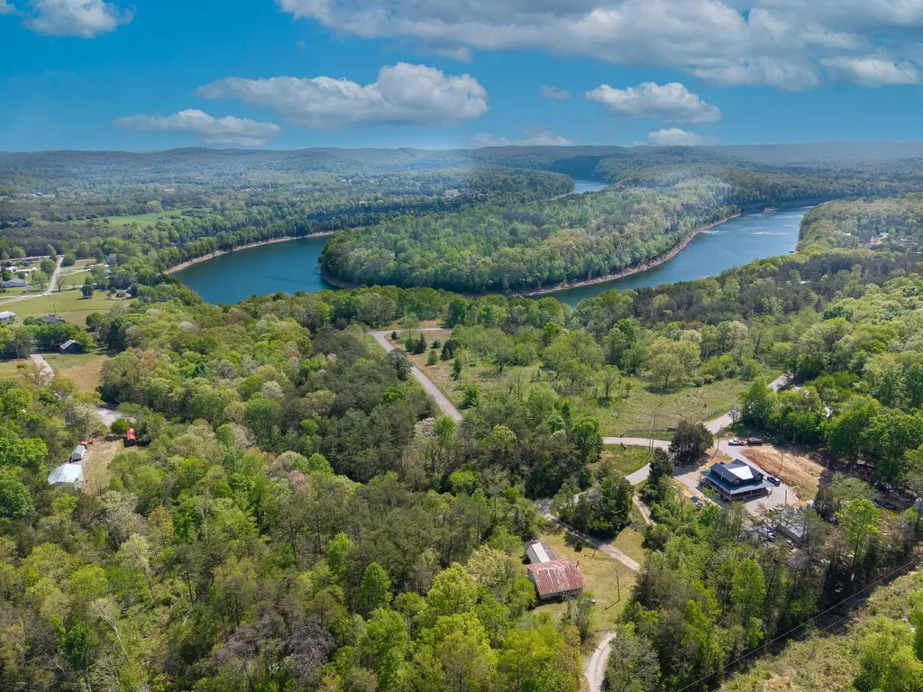 028 Aderholt Road Bronston KY 42518