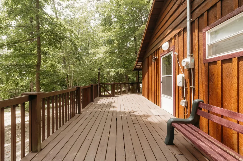 272 Cowboy Lane Wellington KY 40387