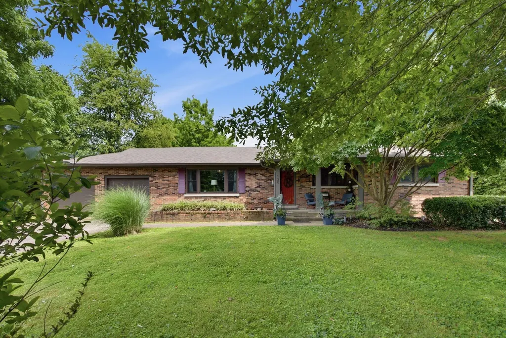 130 Gaybourne Way Versailles KY 40383