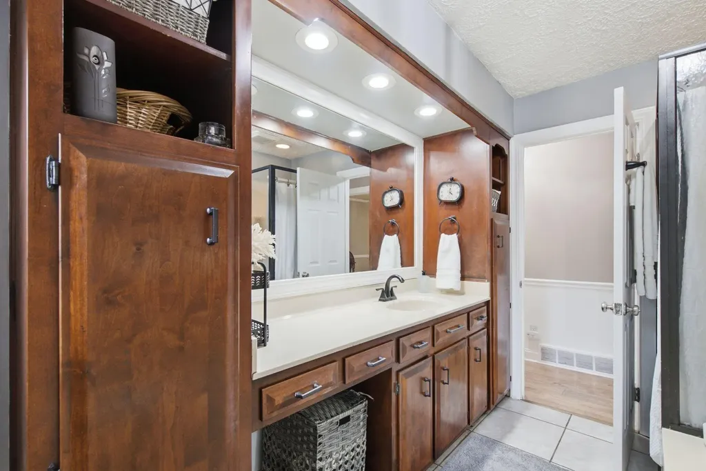 130 Gaybourne Way Versailles KY 40383