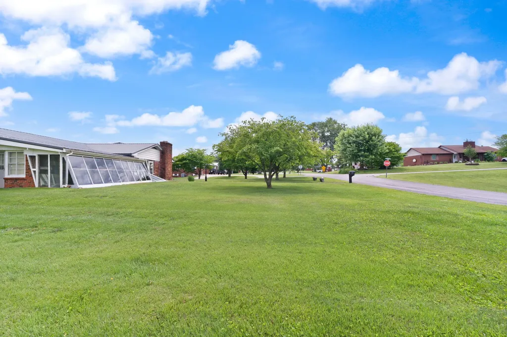 322 Sioux Trail Somerset KY 42501