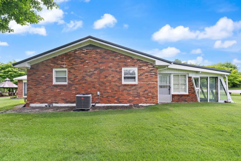 322 Sioux Trail Somerset KY 42501