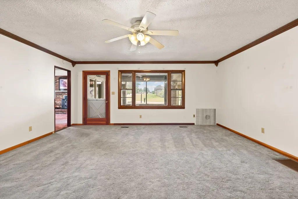 322 Sioux Trail Somerset KY 42501