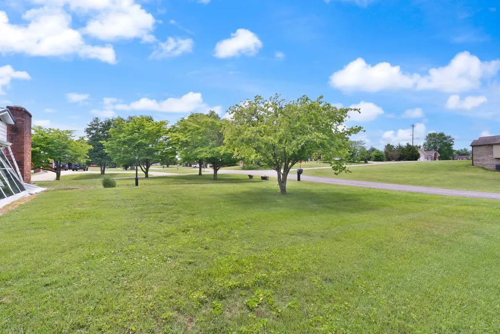 322 Sioux Trail Somerset KY 42501