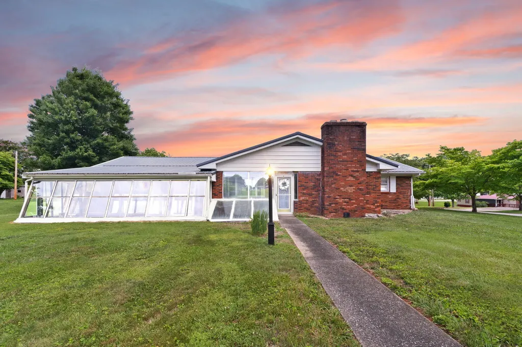 322 Sioux Trail Somerset KY 42501