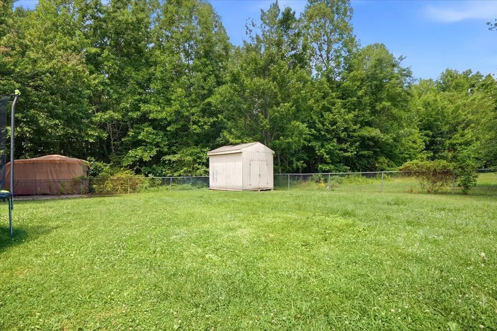 220 Sandy Hills Lane Corbin KY 40701