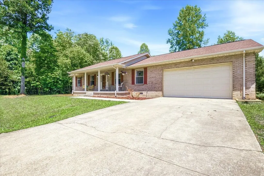 220 Sandy Hills Lane Corbin KY 40701