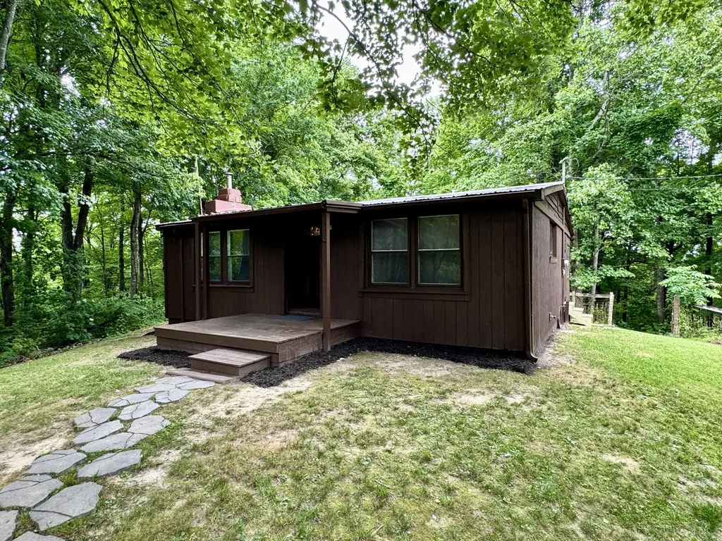 82 Quisenberry Road Morehead KY 40351