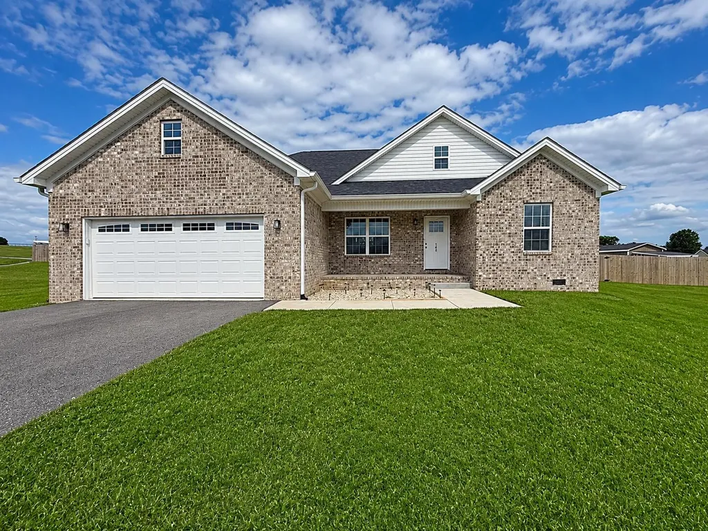 140 Gracelynn Circle Harrodsburg KY 40330