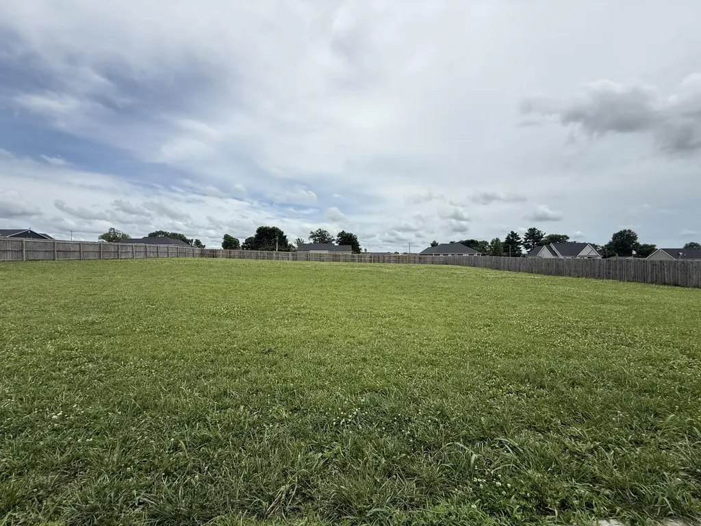 140 Gracelynn Circle Harrodsburg KY 40330
