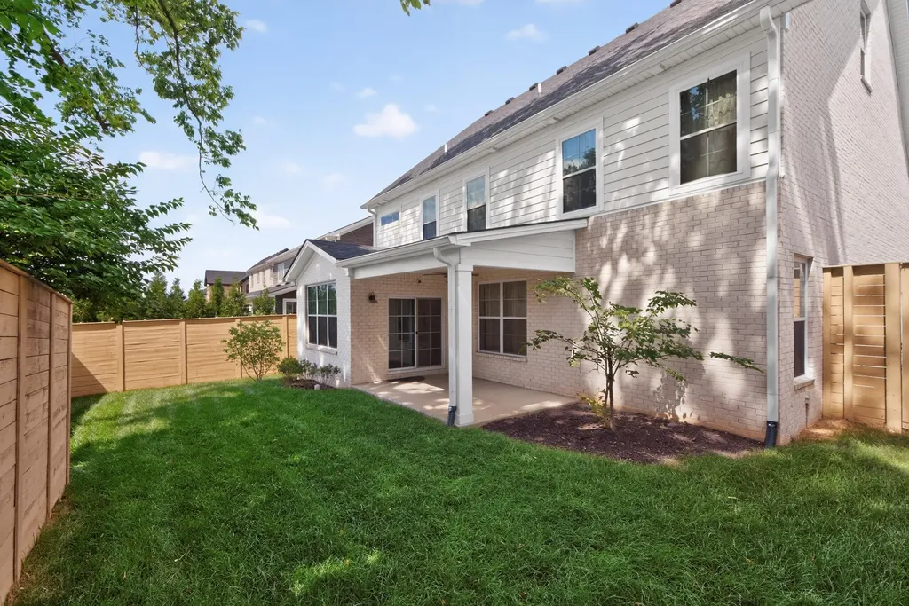 4246 Captains Court Lexington KY 40513