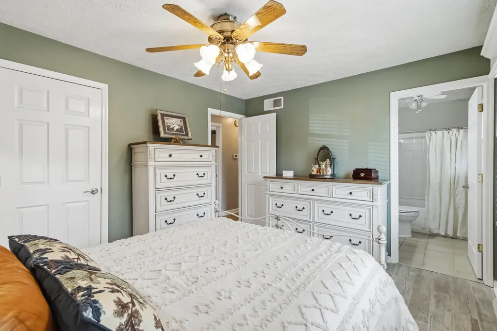 208 Westmoreland Court Georgetown KY 40324