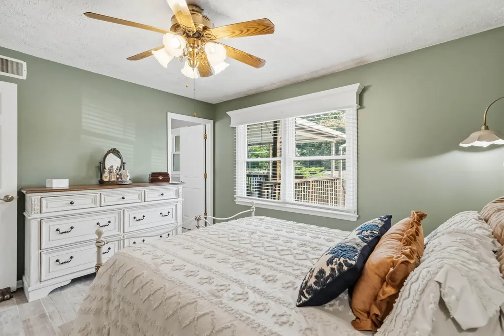 208 Westmoreland Court Georgetown KY 40324