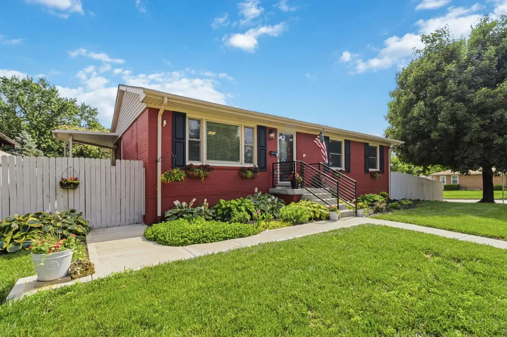 208 Westmoreland Court Georgetown KY 40324
