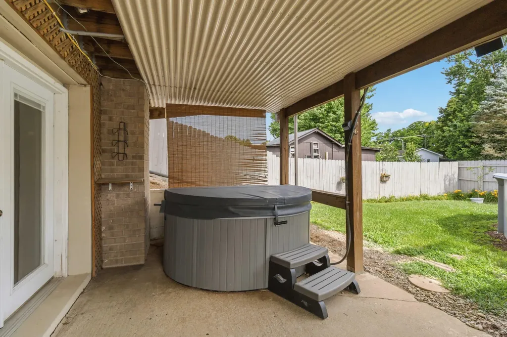 208 Westmoreland Court Georgetown KY 40324