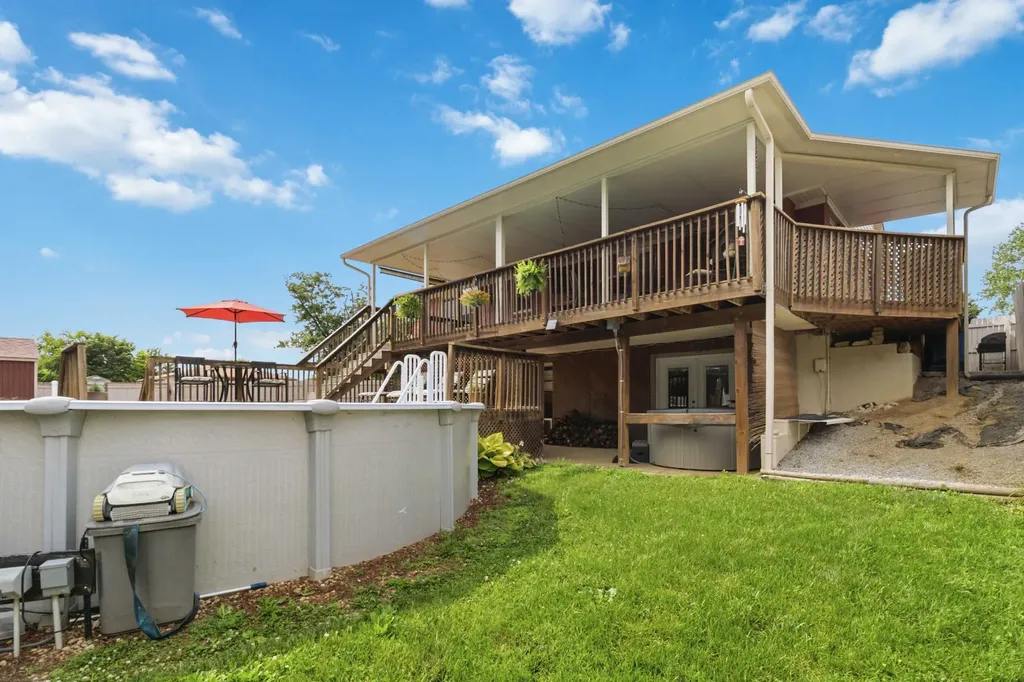 208 Westmoreland Court Georgetown KY 40324