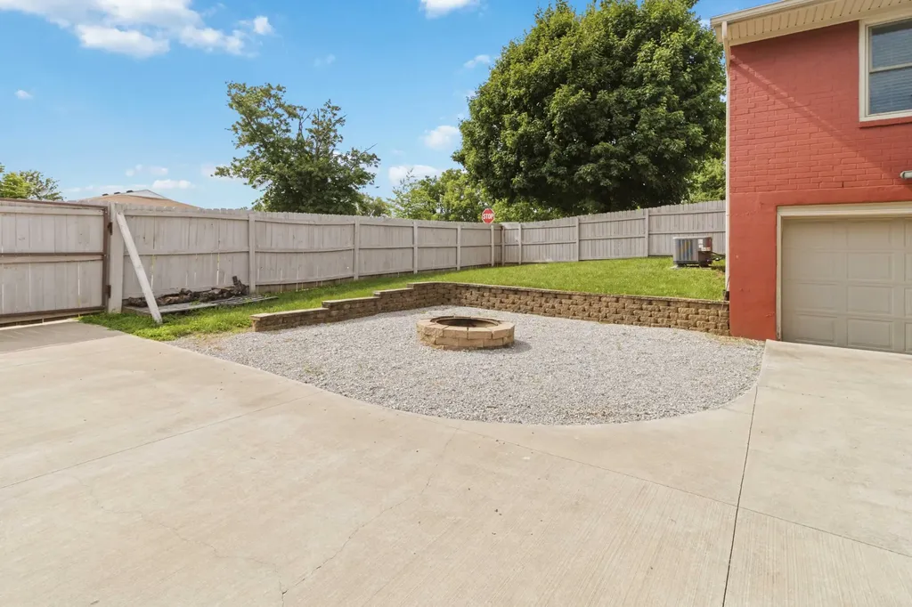 208 Westmoreland Court Georgetown KY 40324
