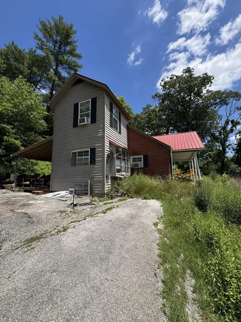 44 Smith Branch Road Grayson KY 41143