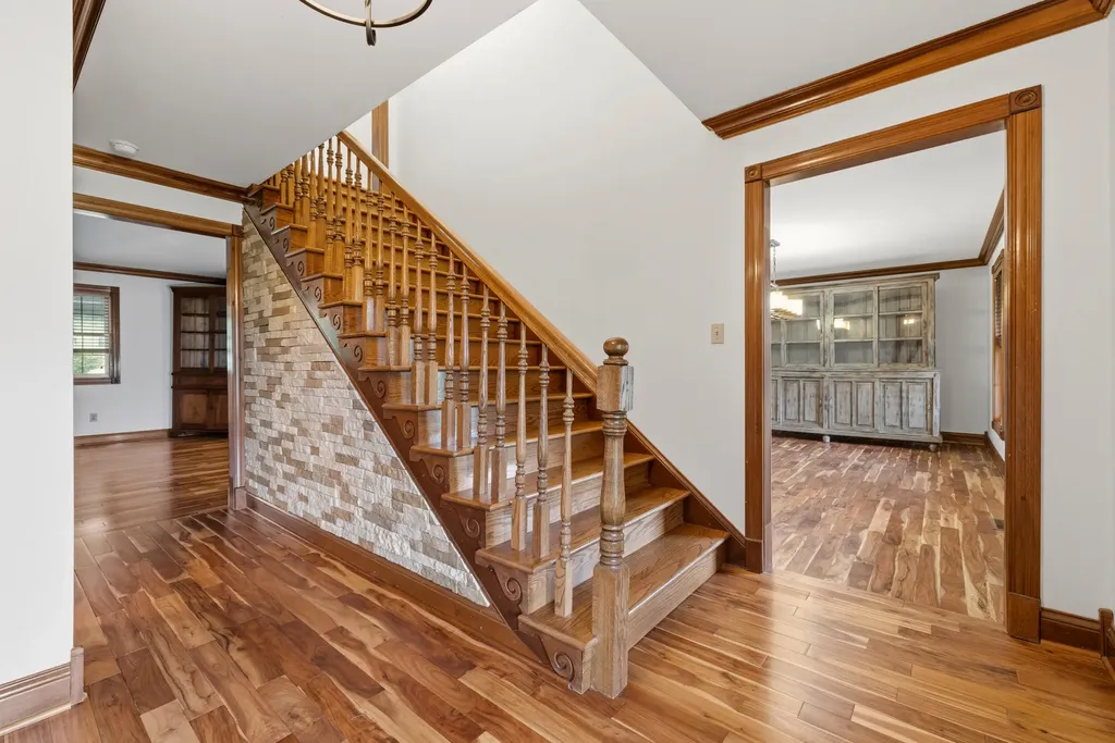 17412 Forkland Road Gravel Switch KY 40328