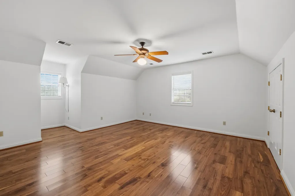 17412 Forkland Road Gravel Switch KY 40328