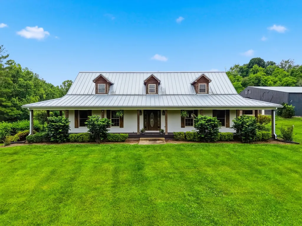 17412 Forkland Road Gravel Switch KY 40328