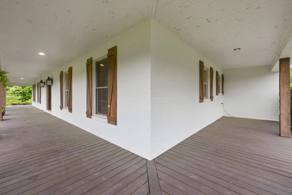 17412 Forkland Road Gravel Switch KY 40328