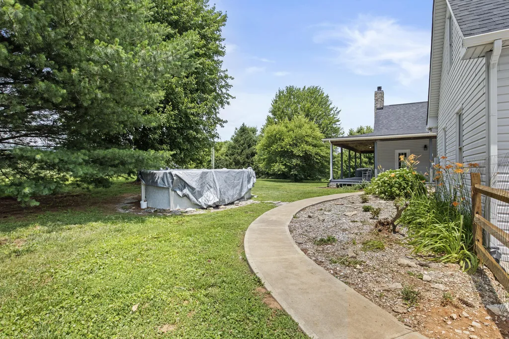 585 Ruddles Mill Cynthiana Road Cynthiana KY 41031