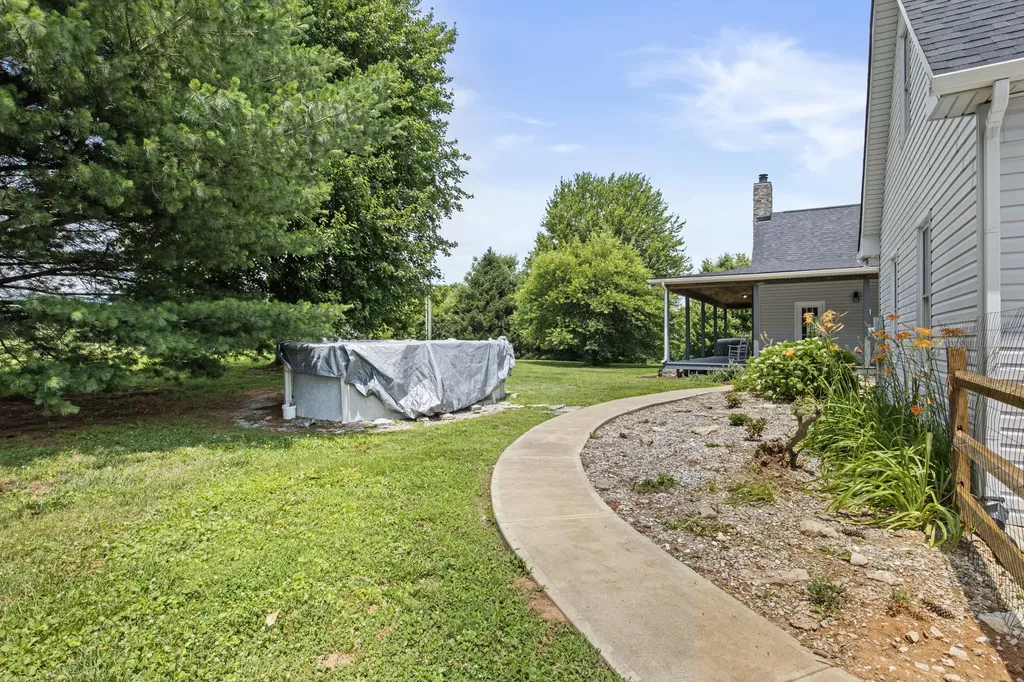 585 Ruddles Mill Cynthiana Road Cynthiana KY 41031