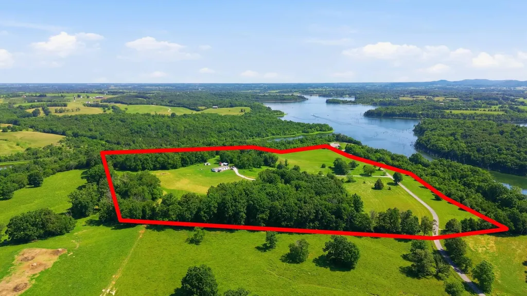 1381 Cowan Road Stanford KY 40484