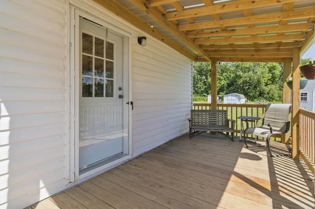 1381 Cowan Road Stanford KY 40484