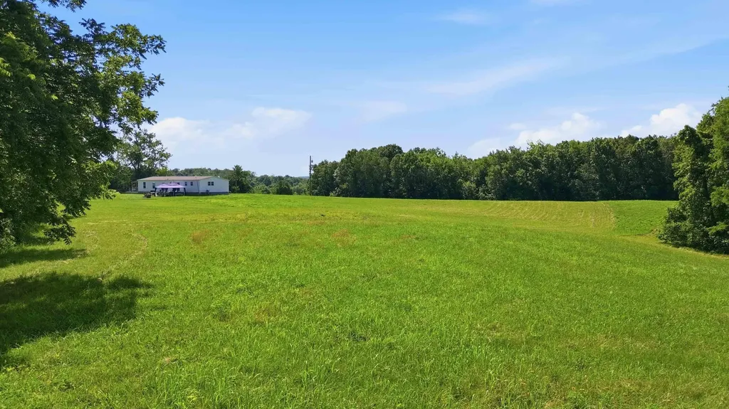 1381 Cowan Road Stanford KY 40484