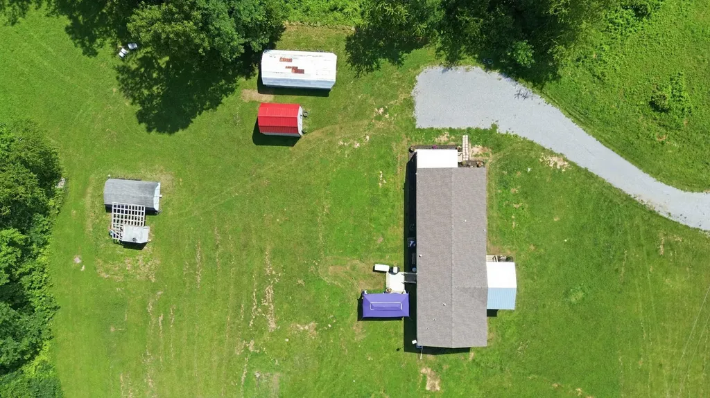 1381 Cowan Road Stanford KY 40484