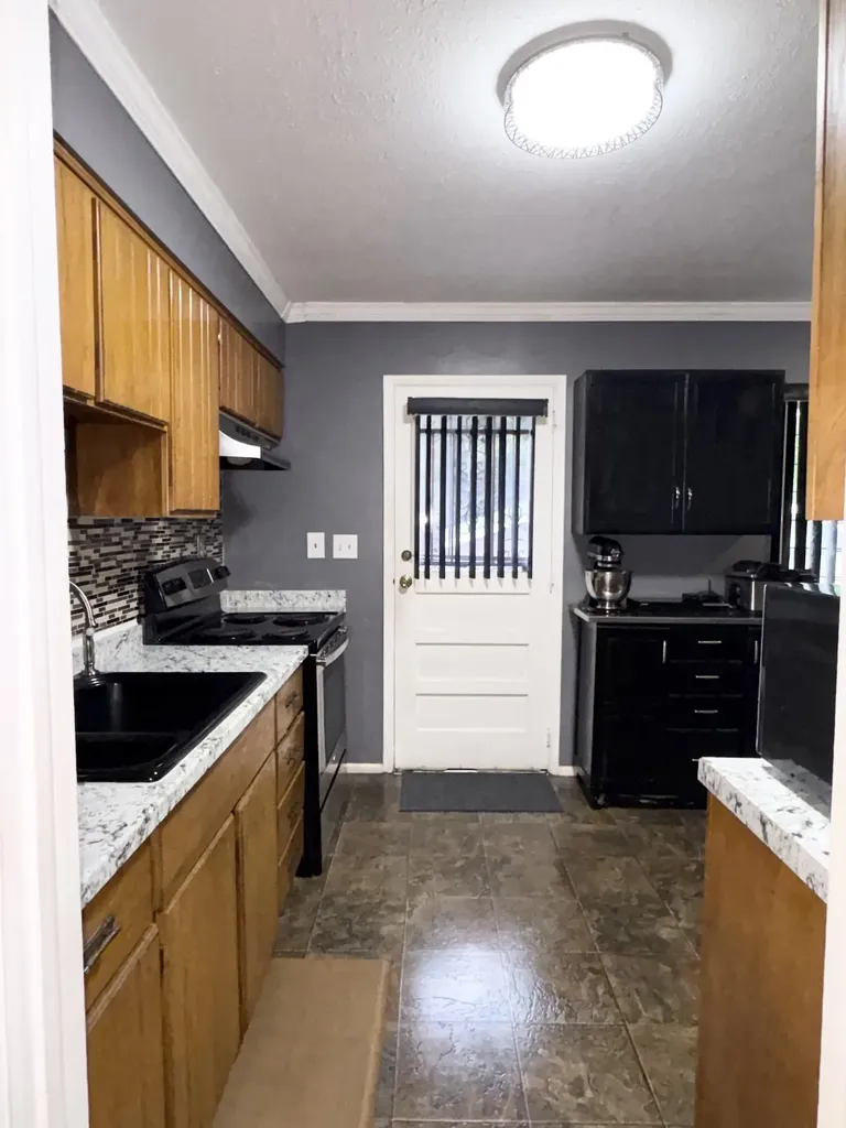 5701 Revere Drive Louisville KY 40218