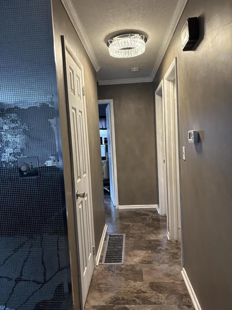 5701 Revere Drive Louisville KY 40218