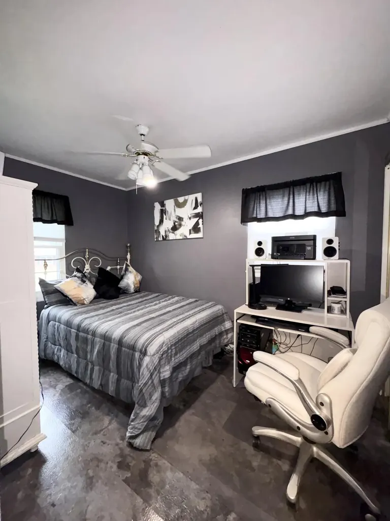 5701 Revere Drive Louisville KY 40218