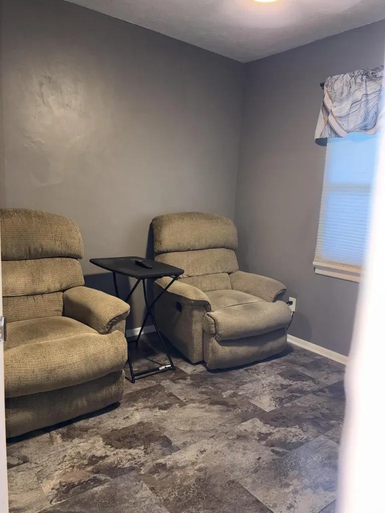 5701 Revere Drive Louisville KY 40218