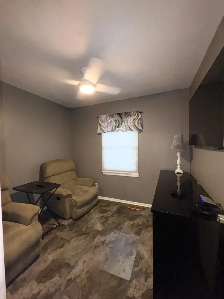 5701 Revere Drive Louisville KY 40218