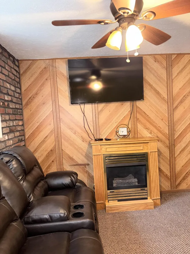 5701 Revere Drive Louisville KY 40218