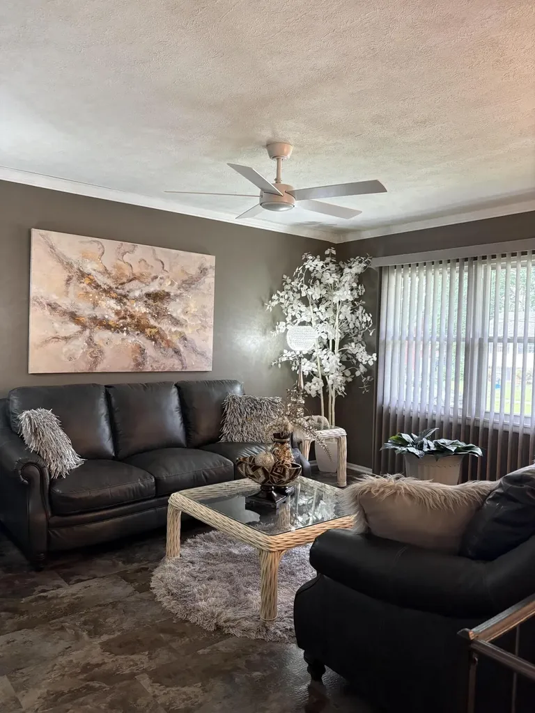 5701 Revere Drive Louisville KY 40218