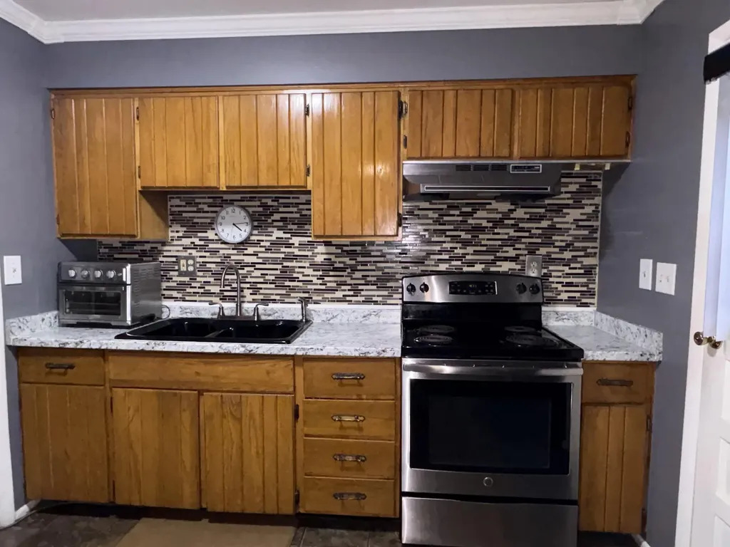 5701 Revere Drive Louisville KY 40218