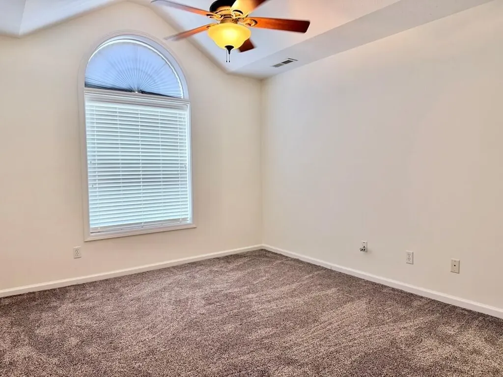 210 Westminster Place Hopkinsville KY 42240