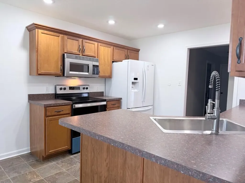 210 Westminster Place Hopkinsville KY 42240