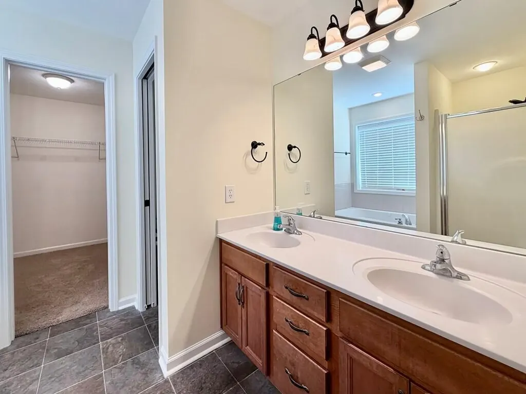 210 Westminster Place Hopkinsville KY 42240